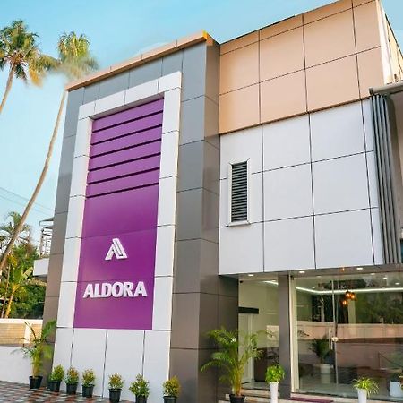 Aldora Airport Residency 호텔 니둠바서리 외부 사진