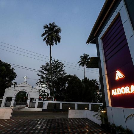 Aldora Airport Residency 호텔 니둠바서리 외부 사진
